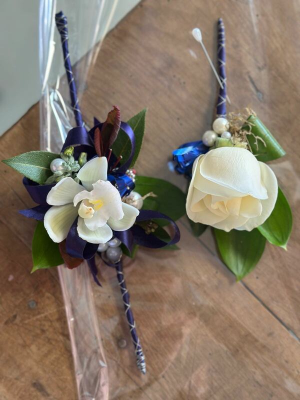 Flowers delivered to customer
