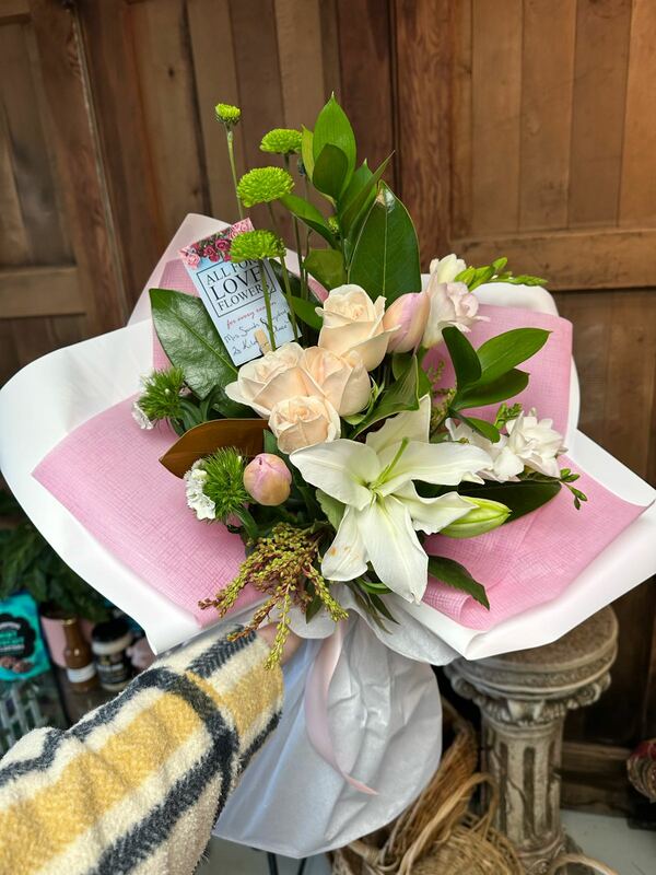 Flowers delivered to customer