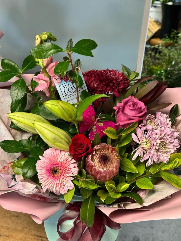 Flowers delivered to customer