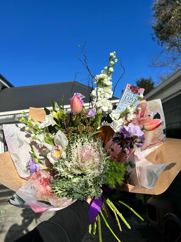 Flowers delivered to customer