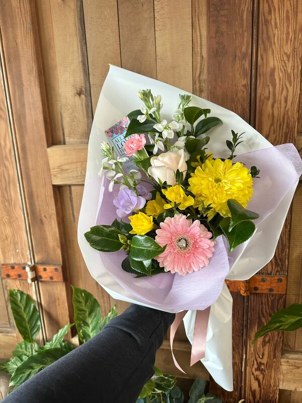 Flowers delivered to customer
