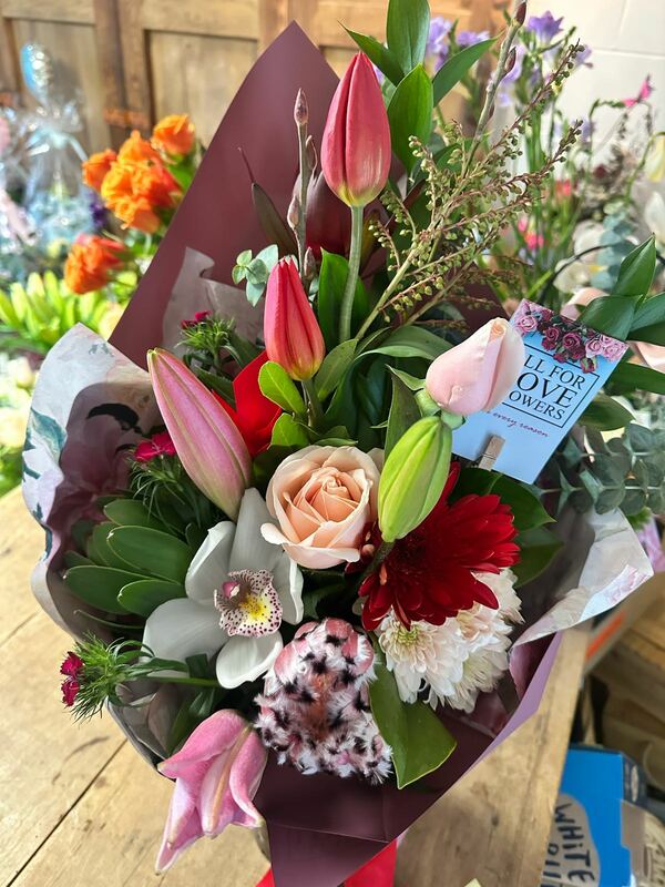 Flowers delivered to customer