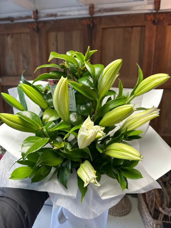Flowers delivered to customer