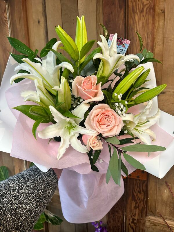 Flowers delivered to customer