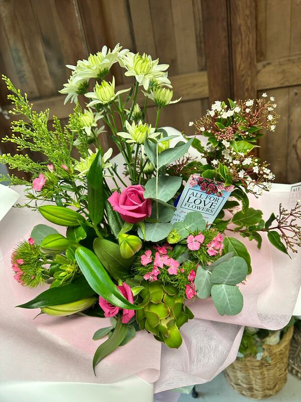 Flowers delivered to customer
