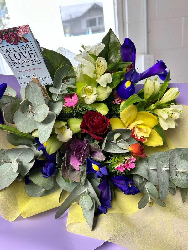 Flowers delivered to customer
