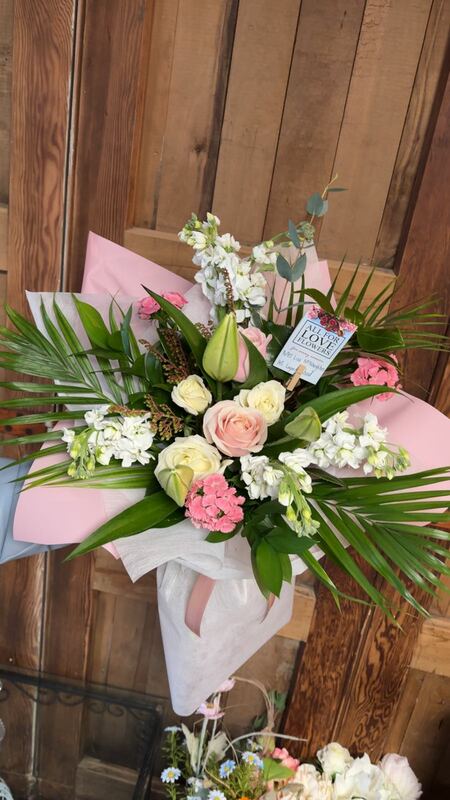 Flowers delivered to customer