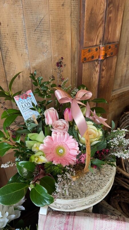Flowers delivered to customer