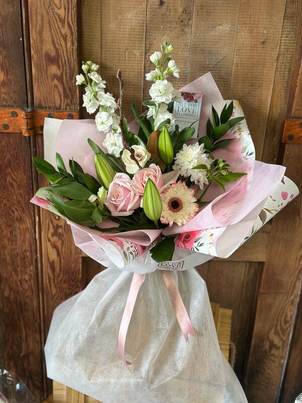 Flowers delivered to customer