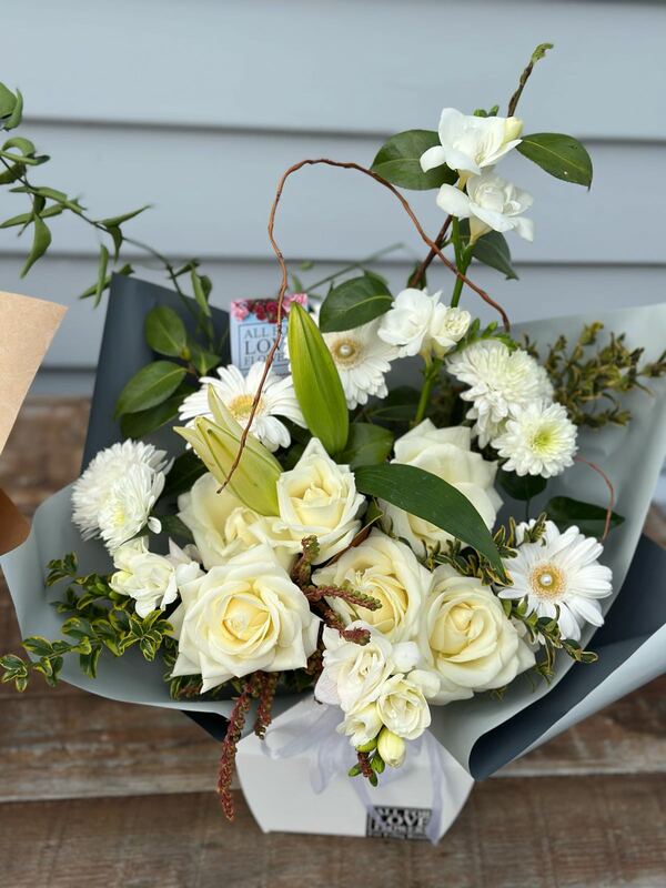 Flowers delivered to customer