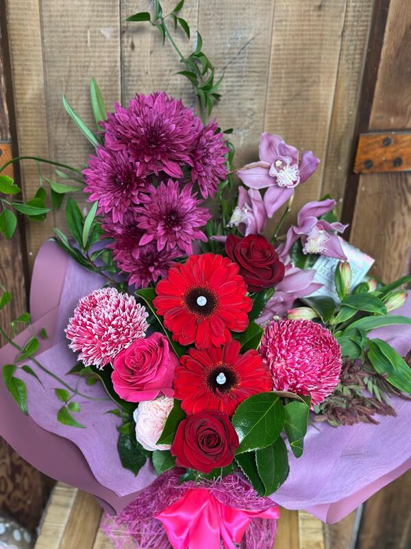 Flowers delivered to customer