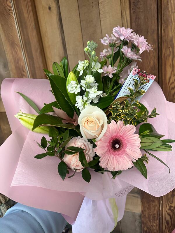 Flowers delivered to customer