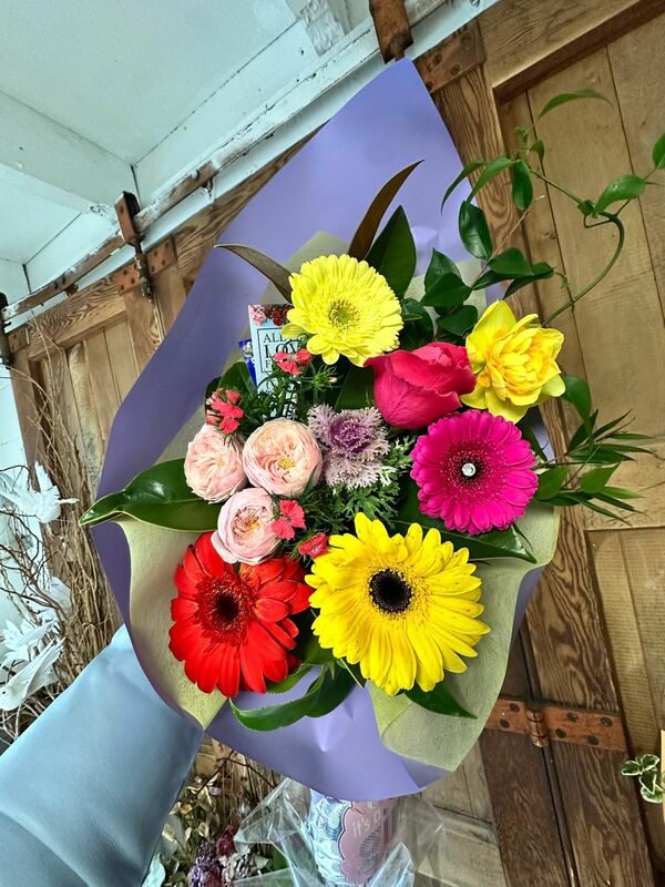 Flowers delivered to customer