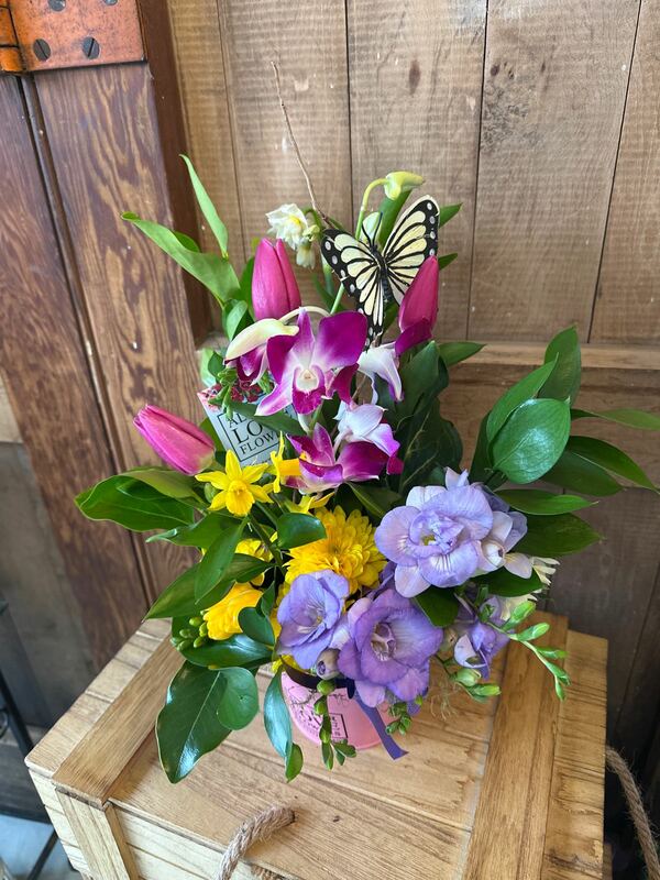 Flowers delivered to customer