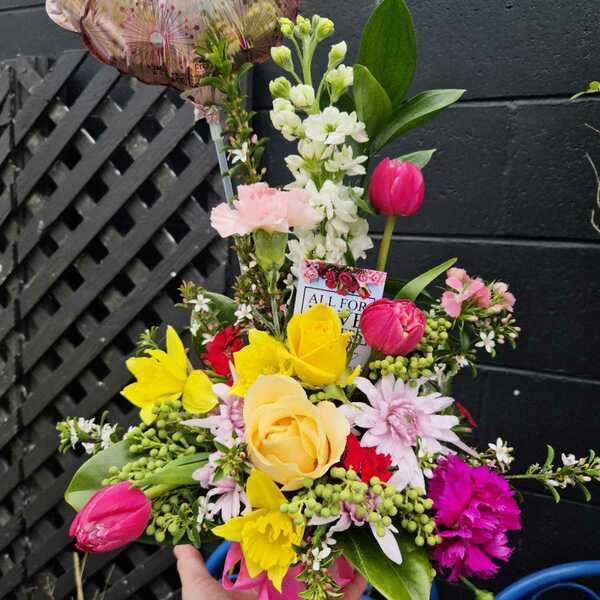 Flowers delivered to customer