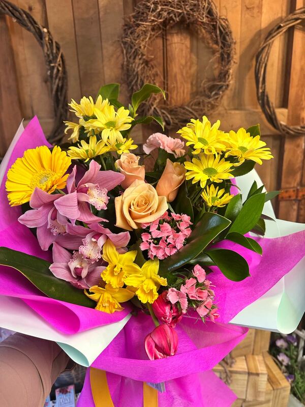 Flowers delivered to customer