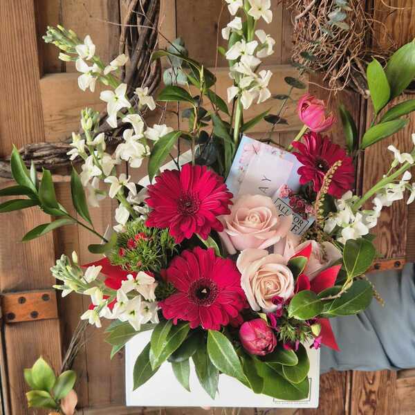 Flowers delivered to customer