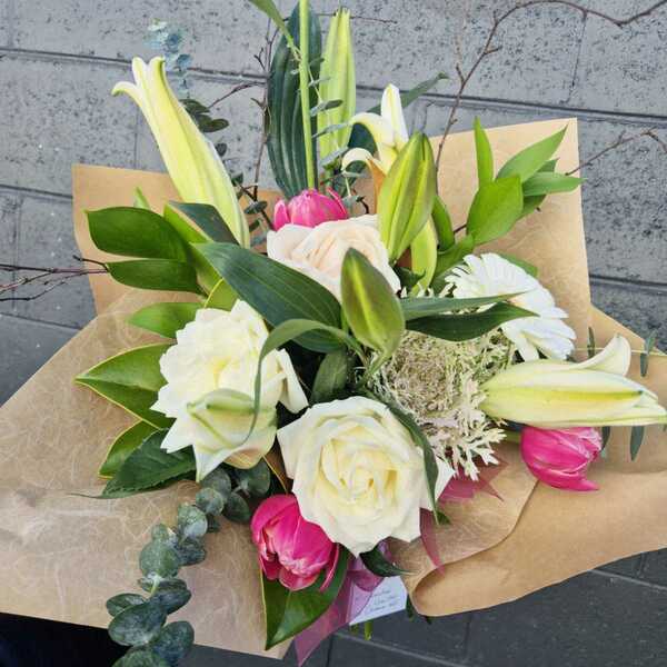 Flowers delivered to customer