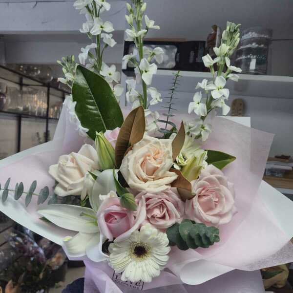 Flowers delivered to customer
