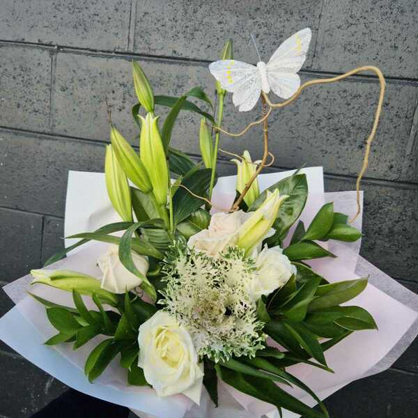 Flowers delivered to customer