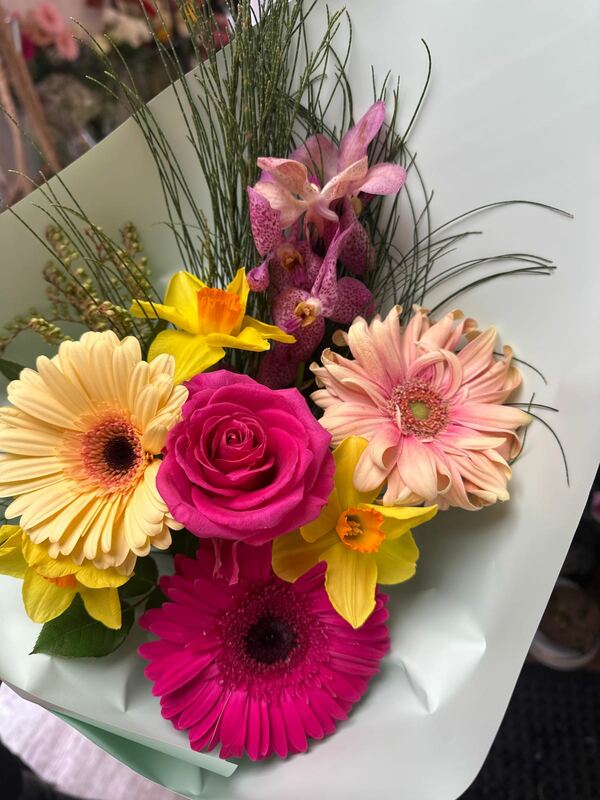 Flowers delivered to customer