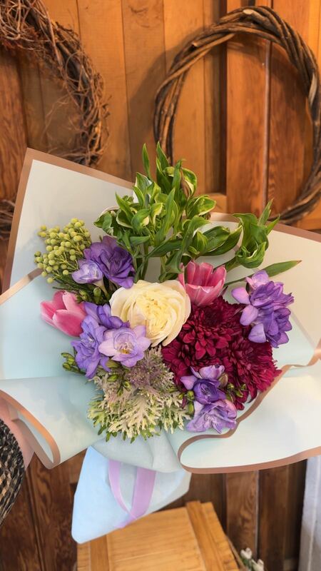 Flowers delivered to customer