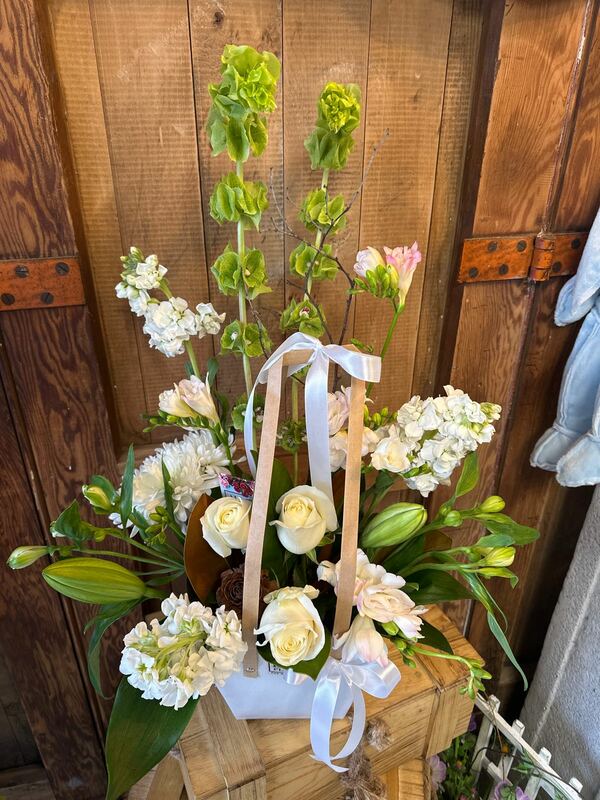 Flowers delivered to customer