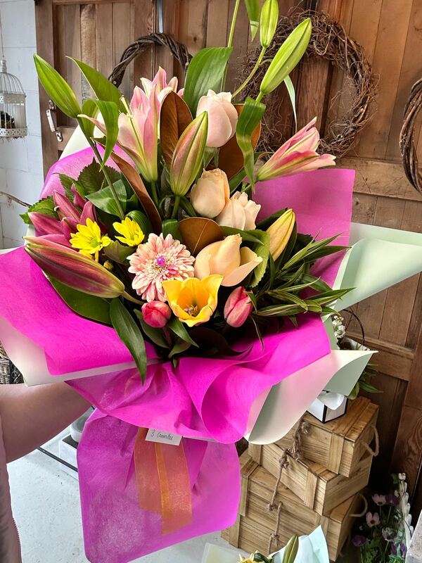 Flowers delivered to customer