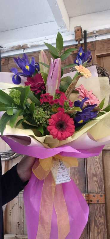 Flowers delivered to customer