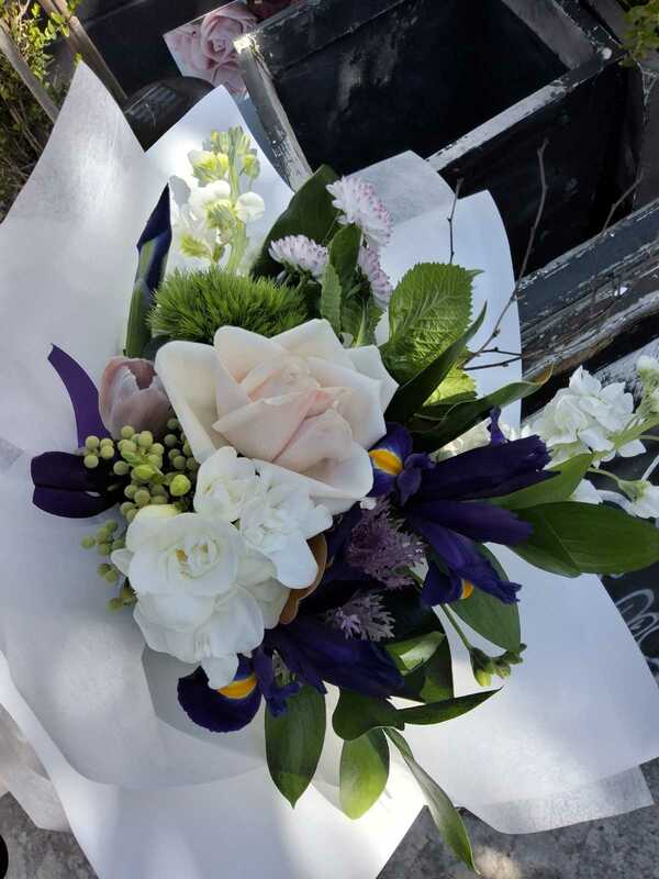 Flowers delivered to customer