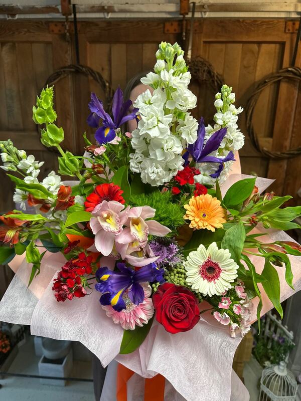 Flowers delivered to customer