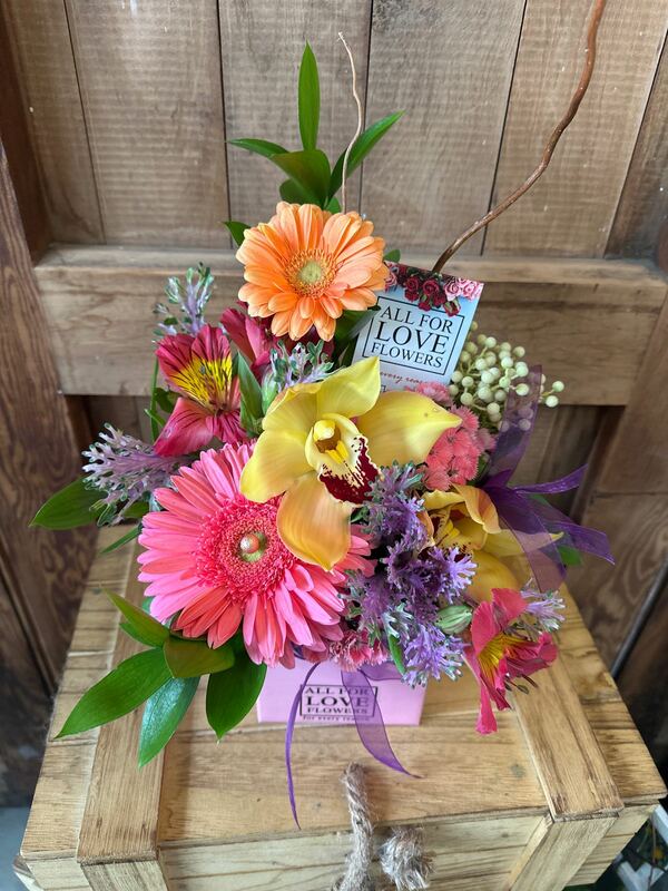 Flowers delivered to customer