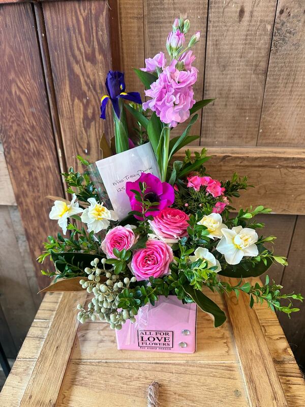 Flowers delivered to customer