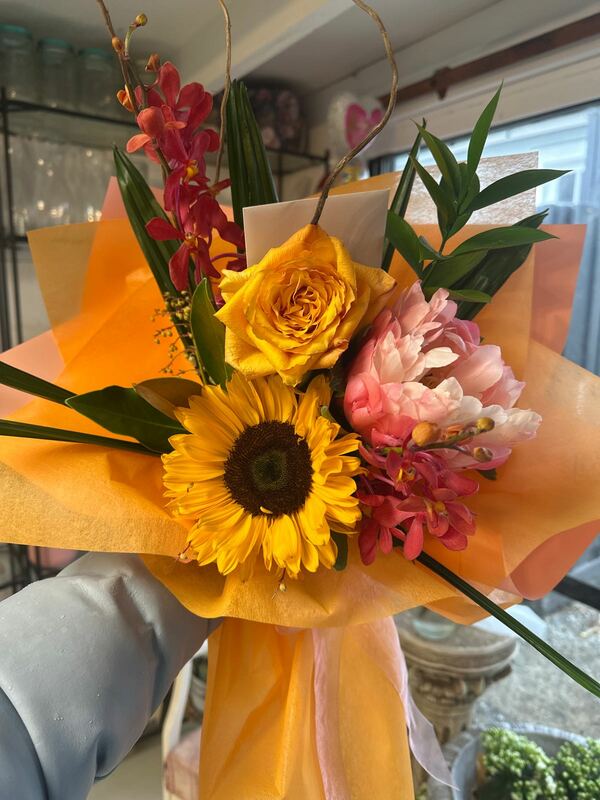 Flowers delivered to customer