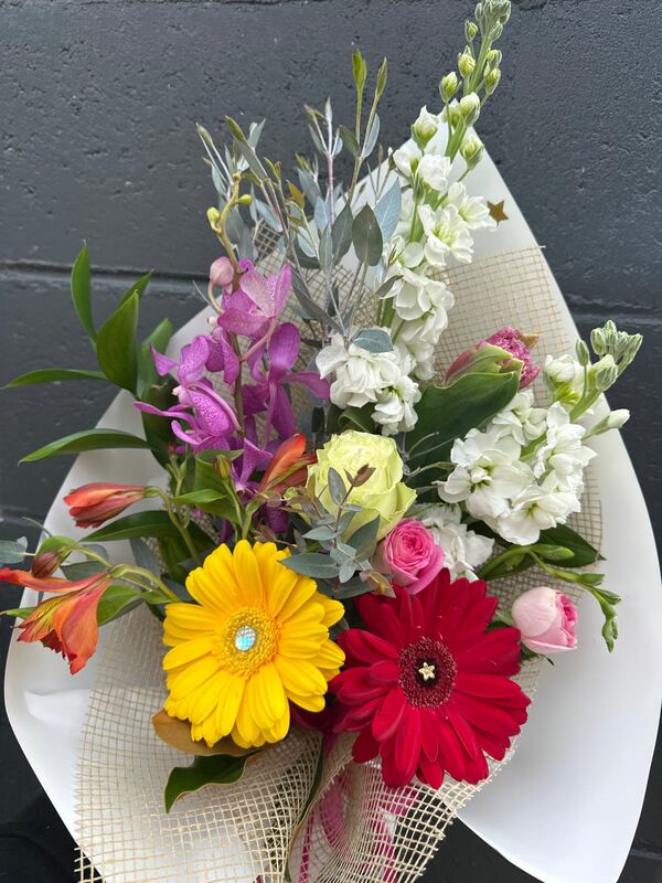 Flowers delivered to customer