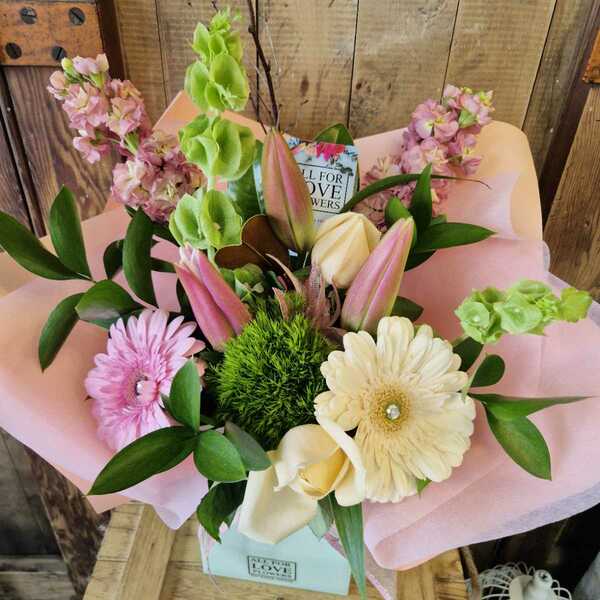 Flowers delivered to customer