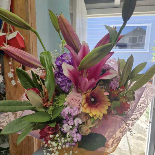 Flowers delivered to customer